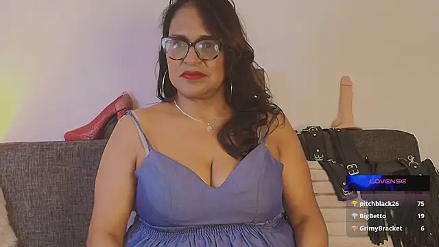 Angela_mature49 Adlı Modelin Web Kamerası Şovu