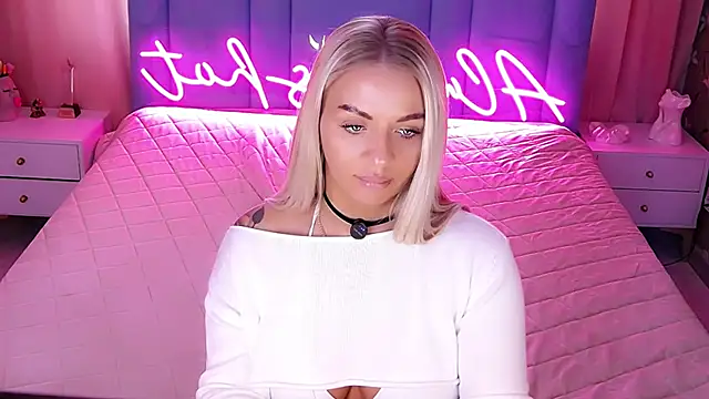 AllwaysHotJ's Webcam Show