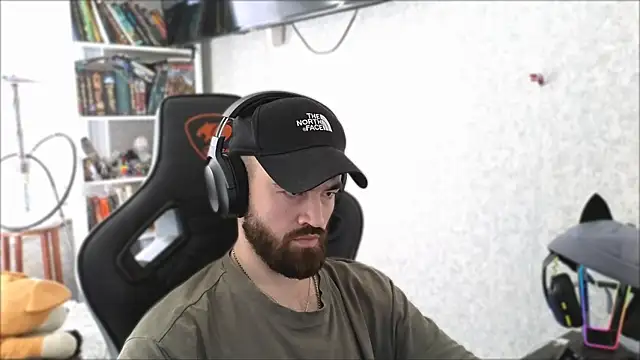 _Mostly_ Live XXX-Chat