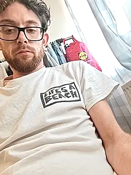 MPlays4u Webcam Show