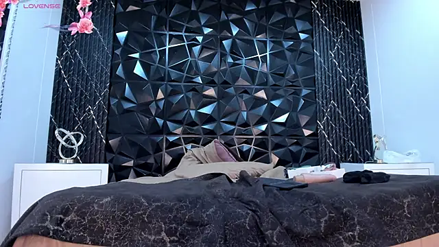 AnaiaClarck 现场XXX聊天