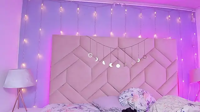 XXX chat uživo modela NaeniaDemon_