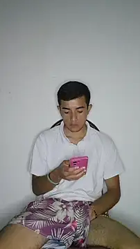 Thick_Cock 现场XXX聊天