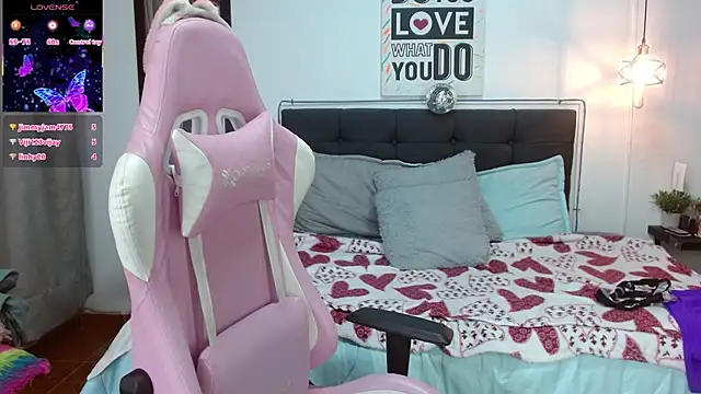 Keyla01_ élő XXX-chatje