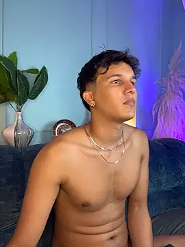 Leo_Savage_ Webcamshow