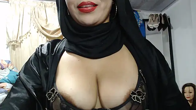 nadia__abaud Chat XXX in diretta