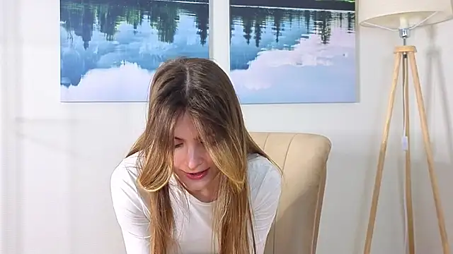 XXX chat uživo modela CherlyGuss