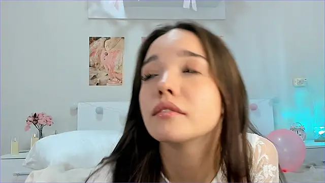 XXX chat uživo modela Milly_Lane