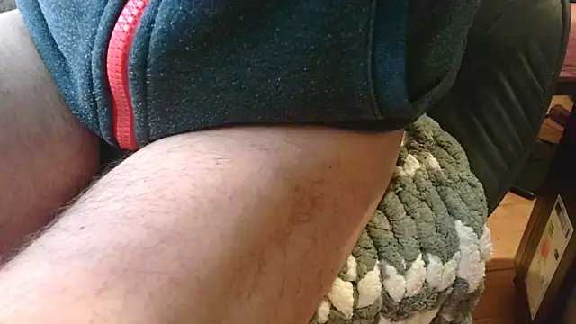 T0Yforeskin Chat XXX in diretta