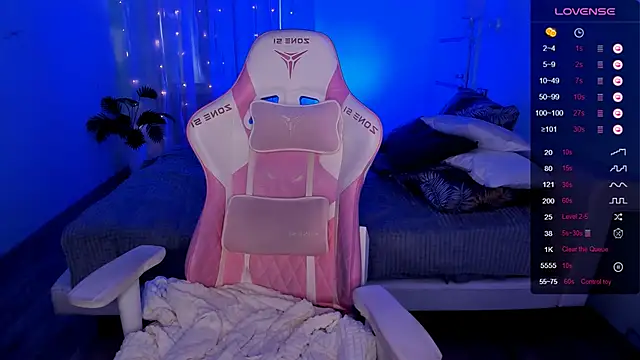 AnyaTaylor_ élő XXX-chatje