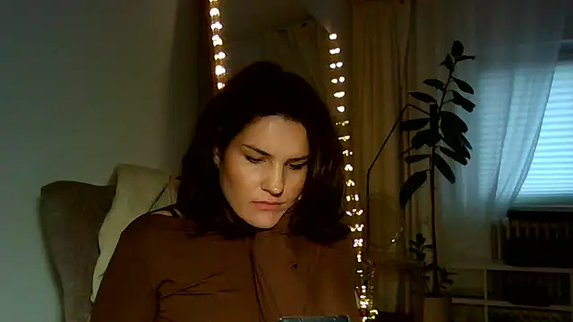 Ms-Lust1- élő XXX-chatje