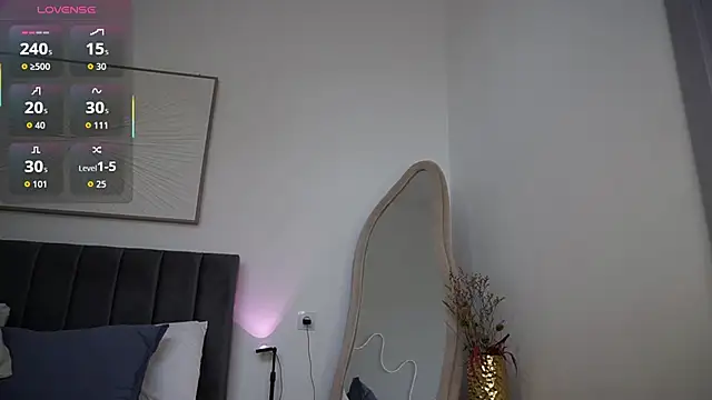 SimonaGerry 现场XXX聊天