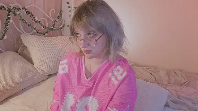 Chat +18 de ELLIEJAY ao vivo