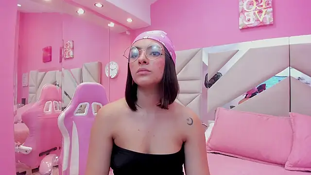 Ivy_YovngのライブXXXチャット