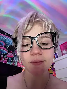 CutiepiespanksのライブXXXチャット