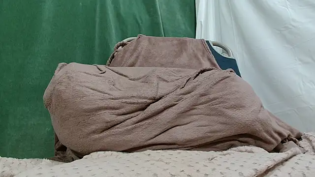 Luckyalice_4u: онлайн-секс-чат