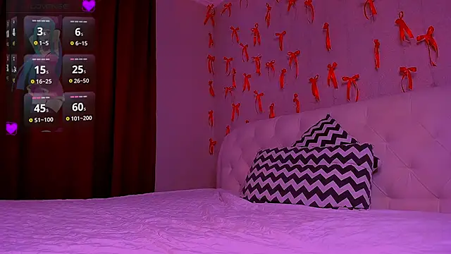 HinaJeen élő XXX-chatje