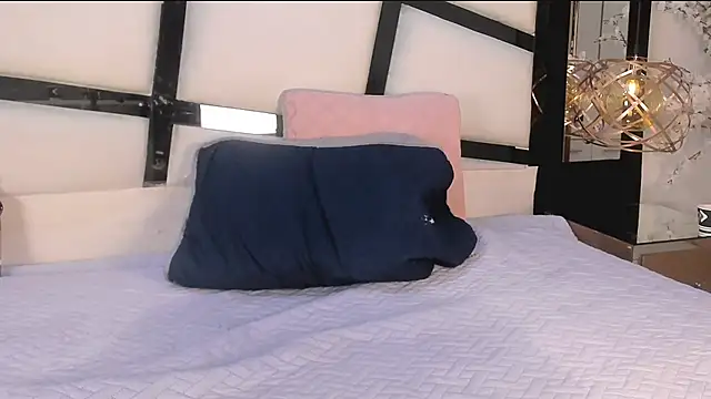 Chat XXX ao vivo de ElizabethAdams_