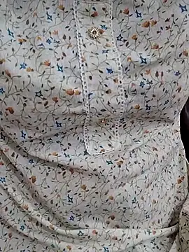 cutee_bhabhi: онлайн-секс-чат