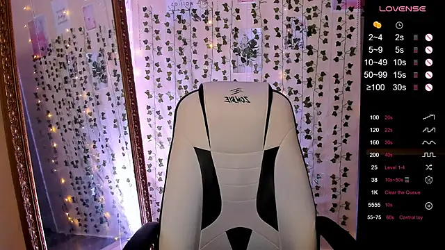 LinaBlossom_: απευθείας συνομιλία ΧΧΧ