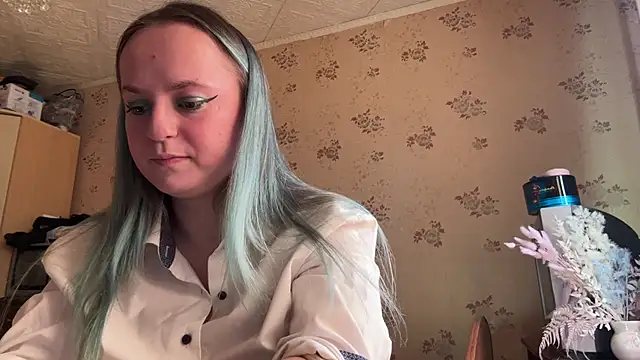 Bubblegum_Tempt: онлайн-секс-чат