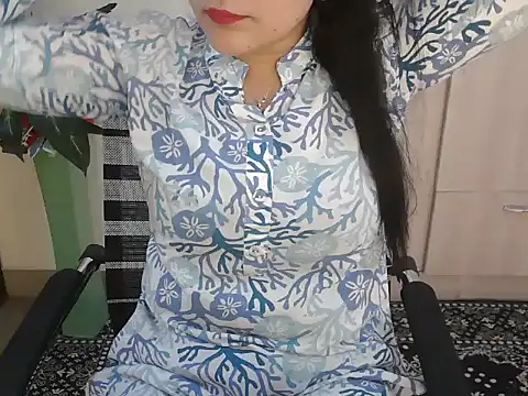 _chitranshi: онлайн-секс-чат