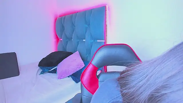 crazybaby_squirt: απευθείας συνομιλία ΧΧΧ