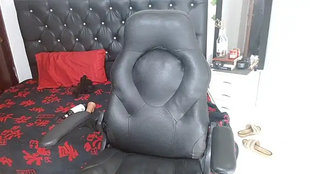 Luna_Ebony_: απευθείας συνομιλία ΧΧΧ