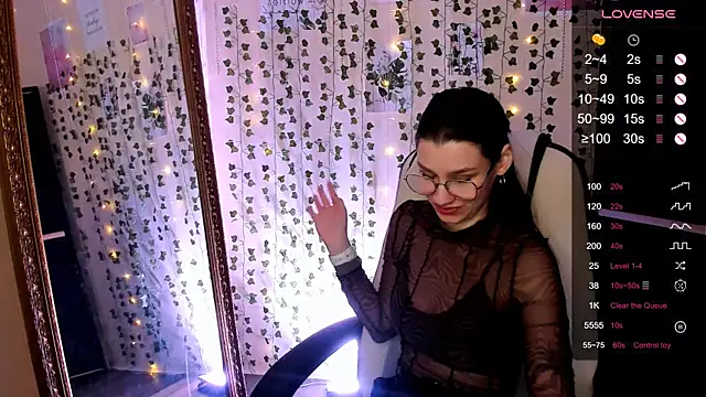 Chat +18 de LinaBlossom_ ao vivo