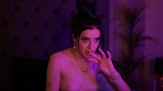 Chat XXX ao vivo de CallieDoll