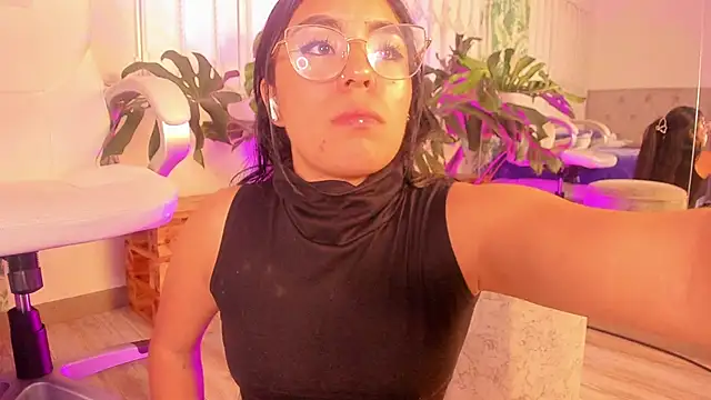 Chat XXX ao vivo de valkyria_12