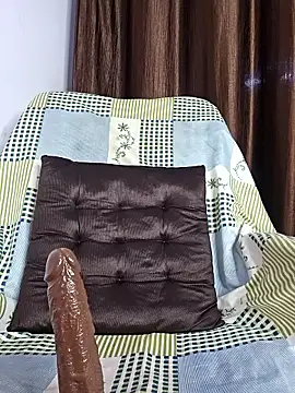 Czat XXX na żywo – hansika_25