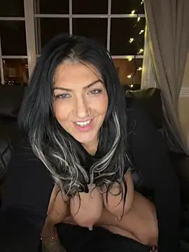 Czat XXX na żywo – LittleMissEeve