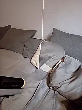 Da_riva: διαδικτυακό σόου στην κάμερα