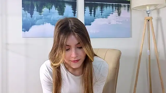 Czat XXX na żywo – CherlyGuss