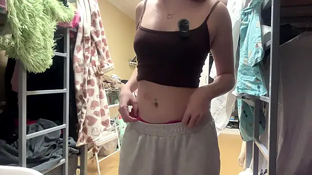 AquilineOrites Chat XXX live