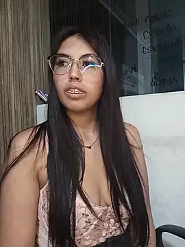 دردشة Valk_submissive الجنسية المباشرة