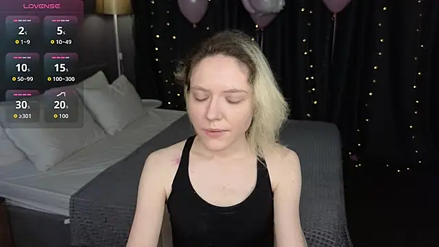 HottoKori Pertunjukan Webcam