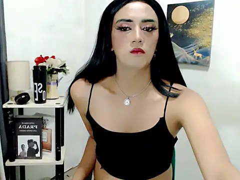 Queeny_Cassandra Live XXX-Chat