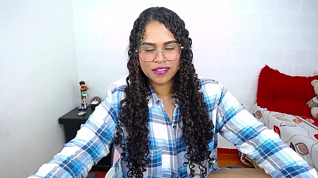 Candyhot_sex 现场XXX聊天