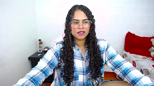 Candyhot_sex 现场XXX聊天