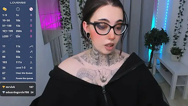 Dixi_Pixi_: онлайн-секс-чат