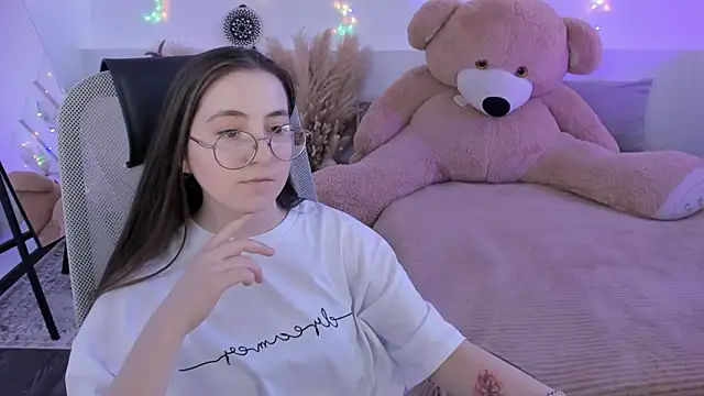 VirtuallVoyant: онлайн-секс-чат