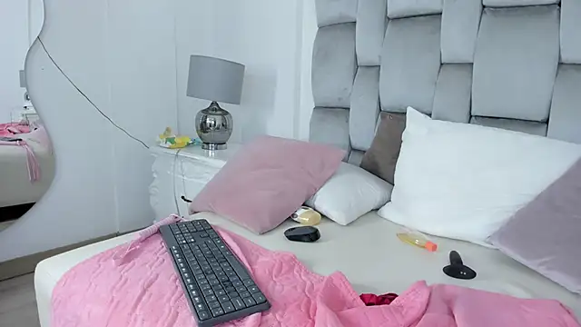 valentina_angel_1's Webcam Show