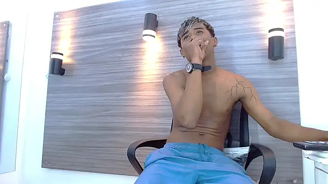 Show de LuckyBluex na webcam