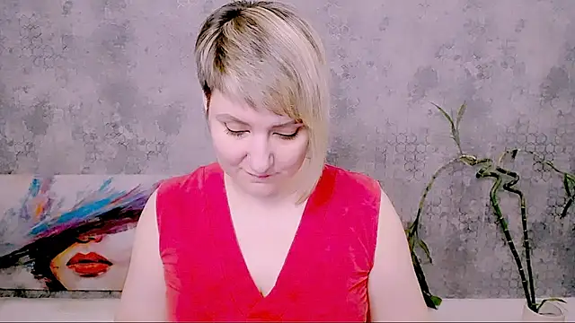 Djullia Live XXX-chat