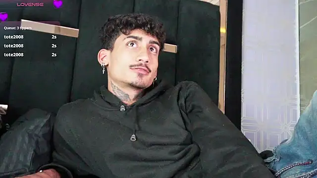 دردشة Dark_Eros_ الجنسية المباشرة