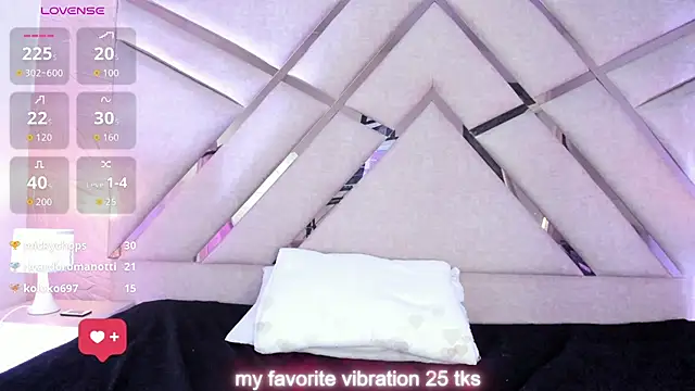 sophie_pariss élő XXX-chatje