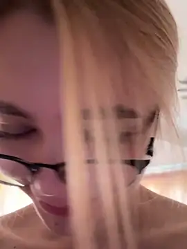 Nami_ninja élő XXX-chatje