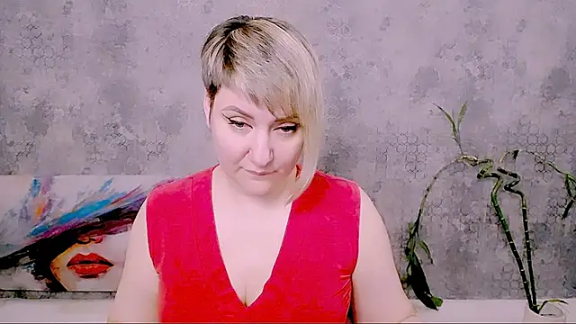 Djullia's Live XXX Chat